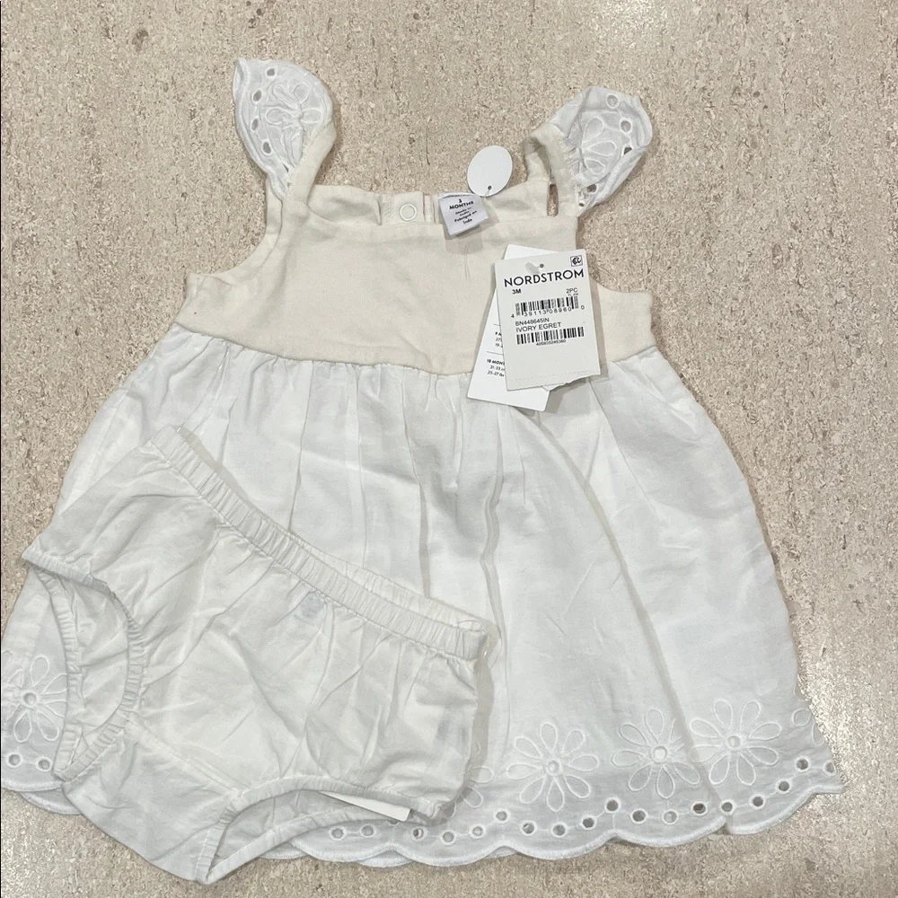 Brand New Nordstrom White Eyelet Dress and Bloomers Set size 3 months